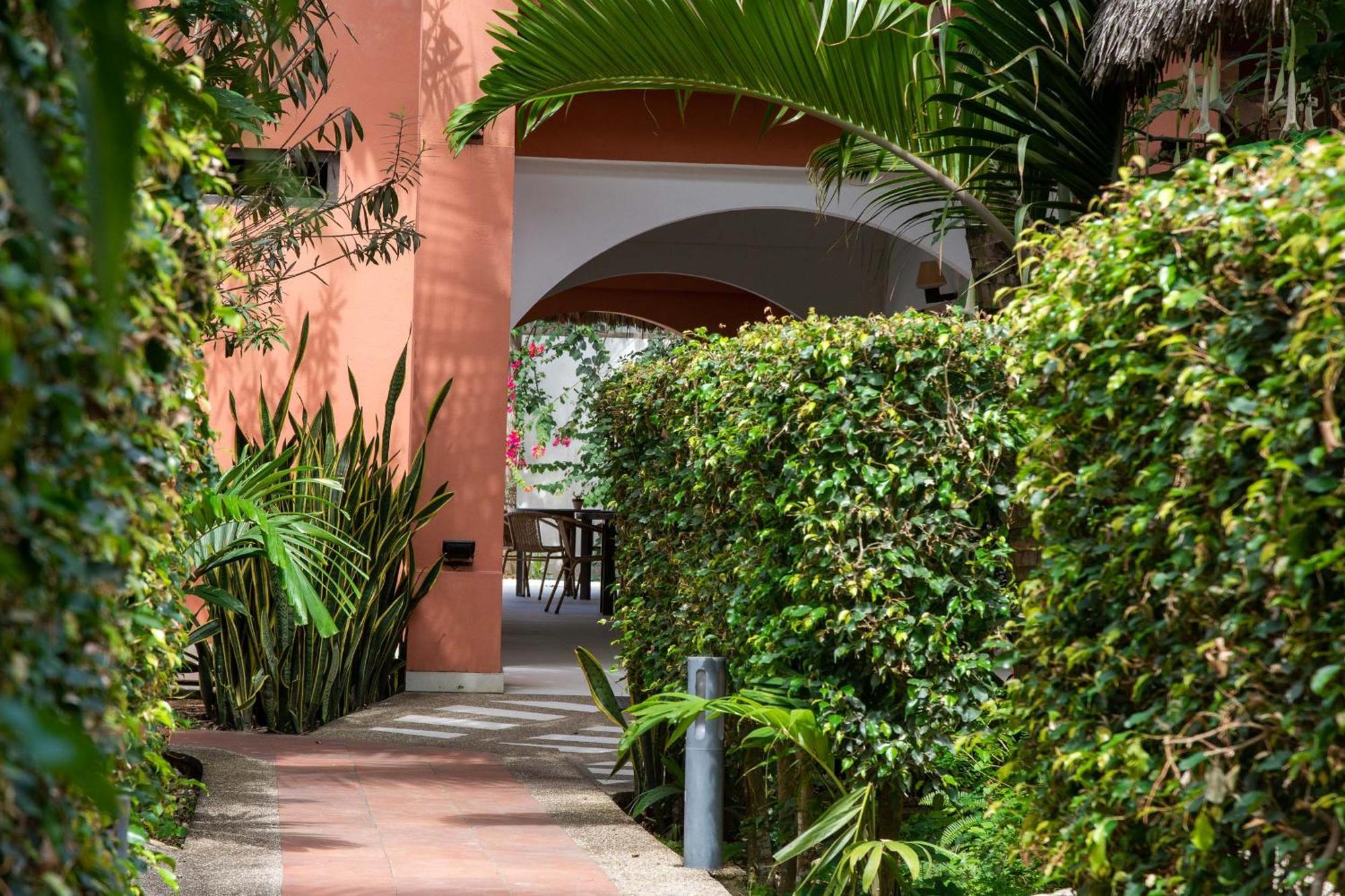 New Nautilus Lodge Puerto López Exterior foto